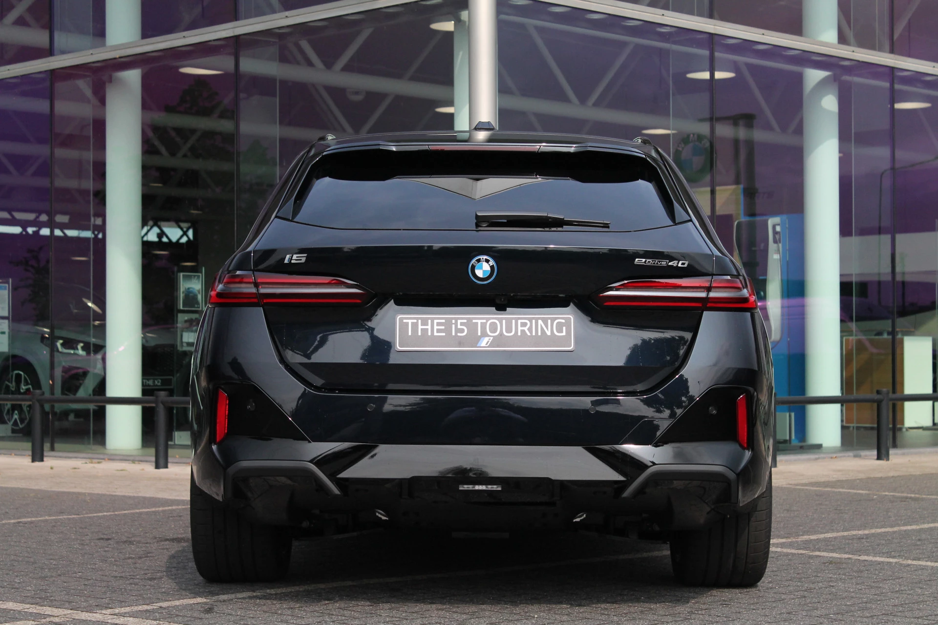 Hoofdafbeelding BMW i5