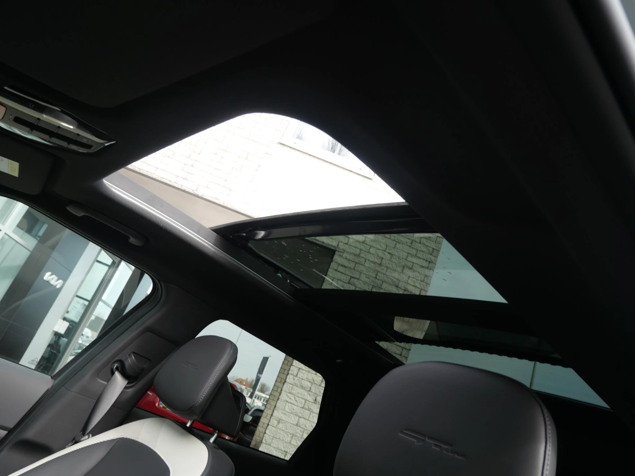 Hoofdafbeelding Kia EV5