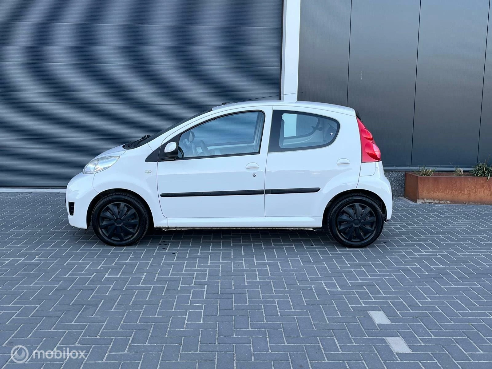 Hoofdafbeelding Peugeot 107