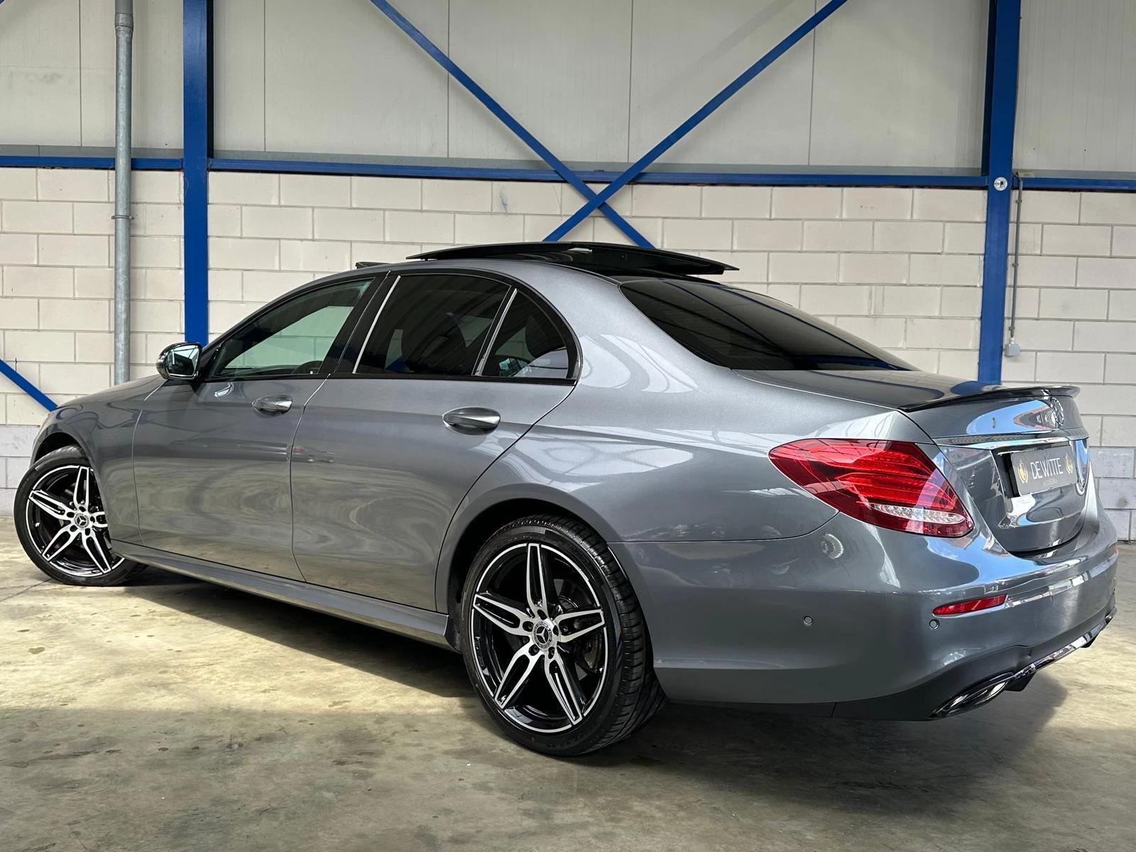 Hoofdafbeelding Mercedes-Benz E-Klasse