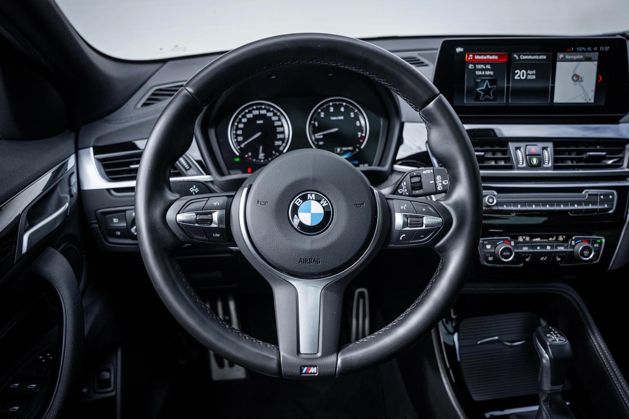 Hoofdafbeelding BMW X2