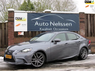 Hoofdafbeelding Lexus IS Lexus IS 300h F Sport Edition DEALER ONDERHOUDEN | 18 INCH SPORTVELGEN | NAVI | STOELVERWARMING | ELEK STOELVERSTELLING | CLIMA |