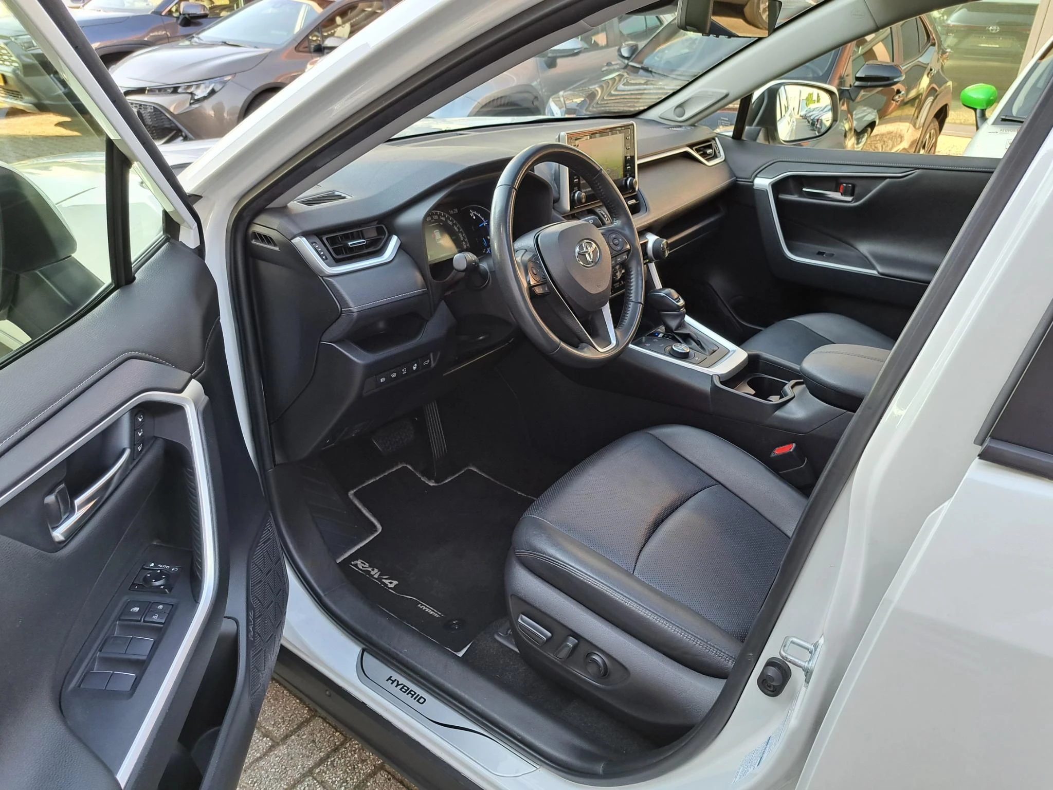 Hoofdafbeelding Toyota RAV4