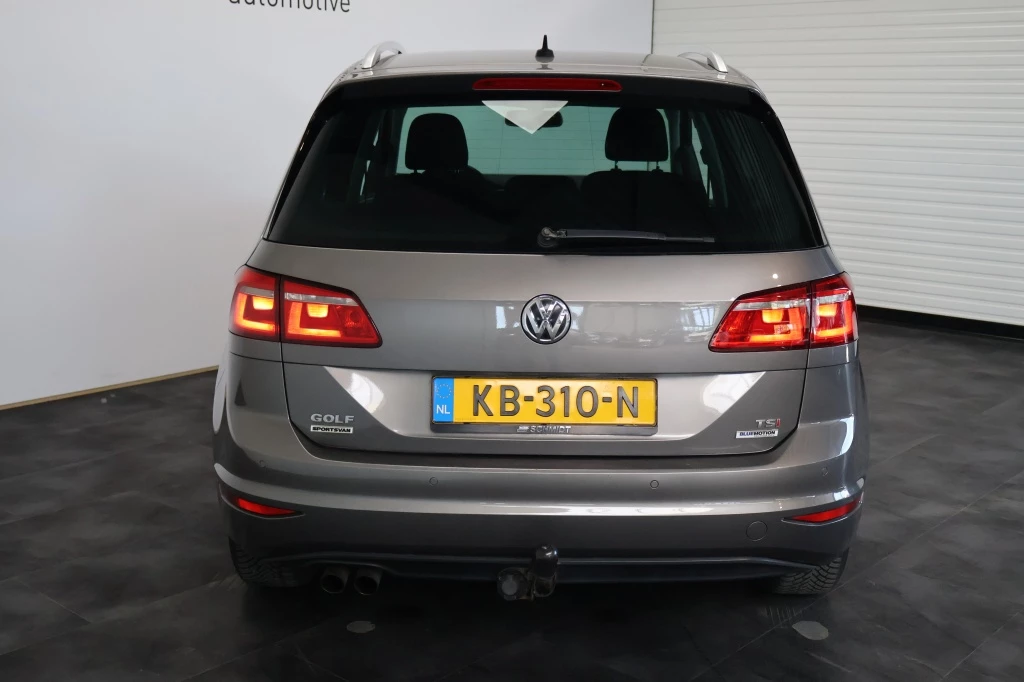 Hoofdafbeelding Volkswagen Golf Sportsvan