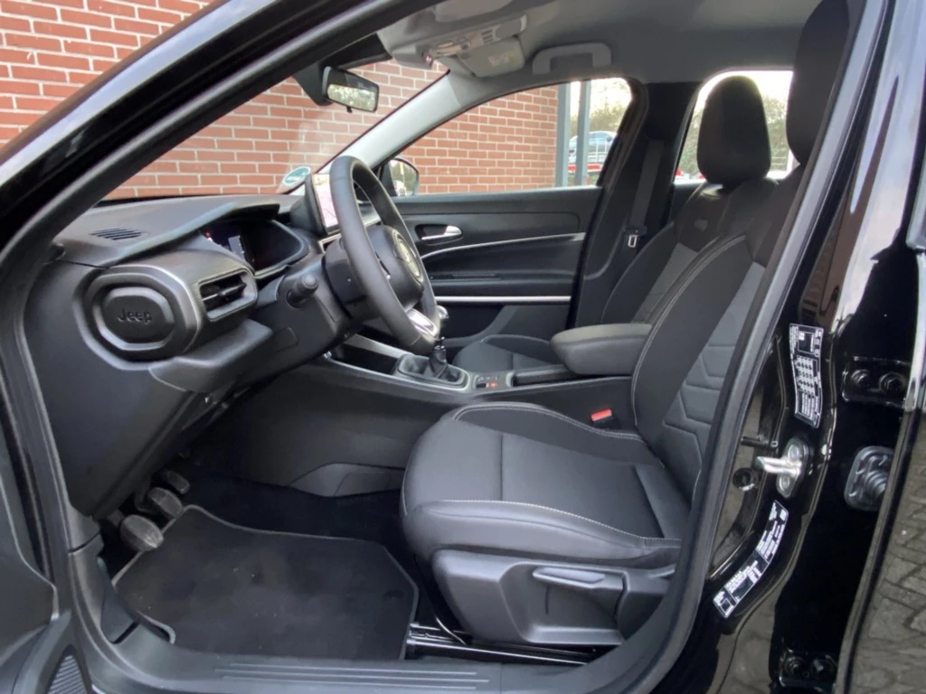 Hoofdafbeelding Jeep Avenger