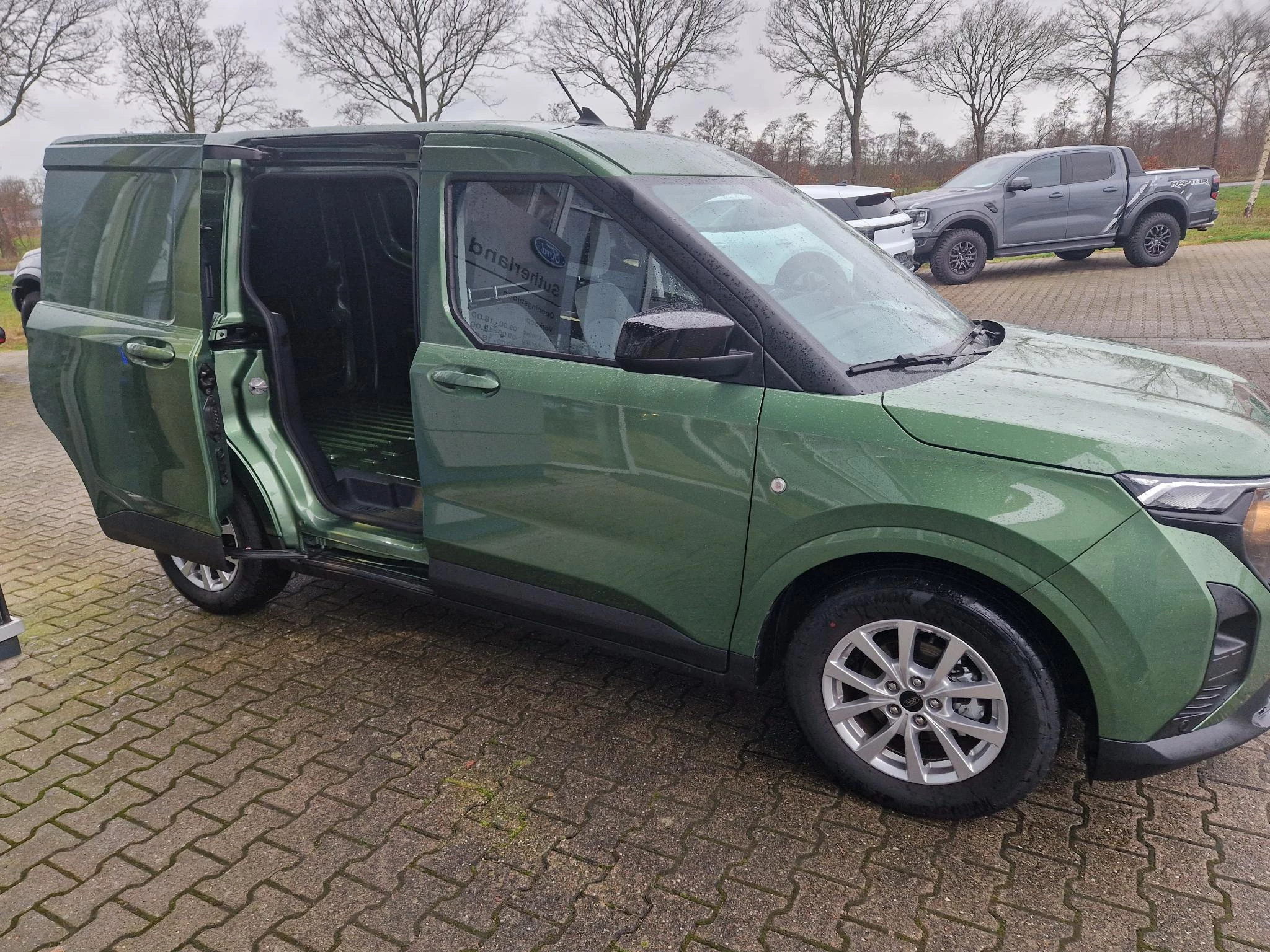 Hoofdafbeelding Ford Transit Courier