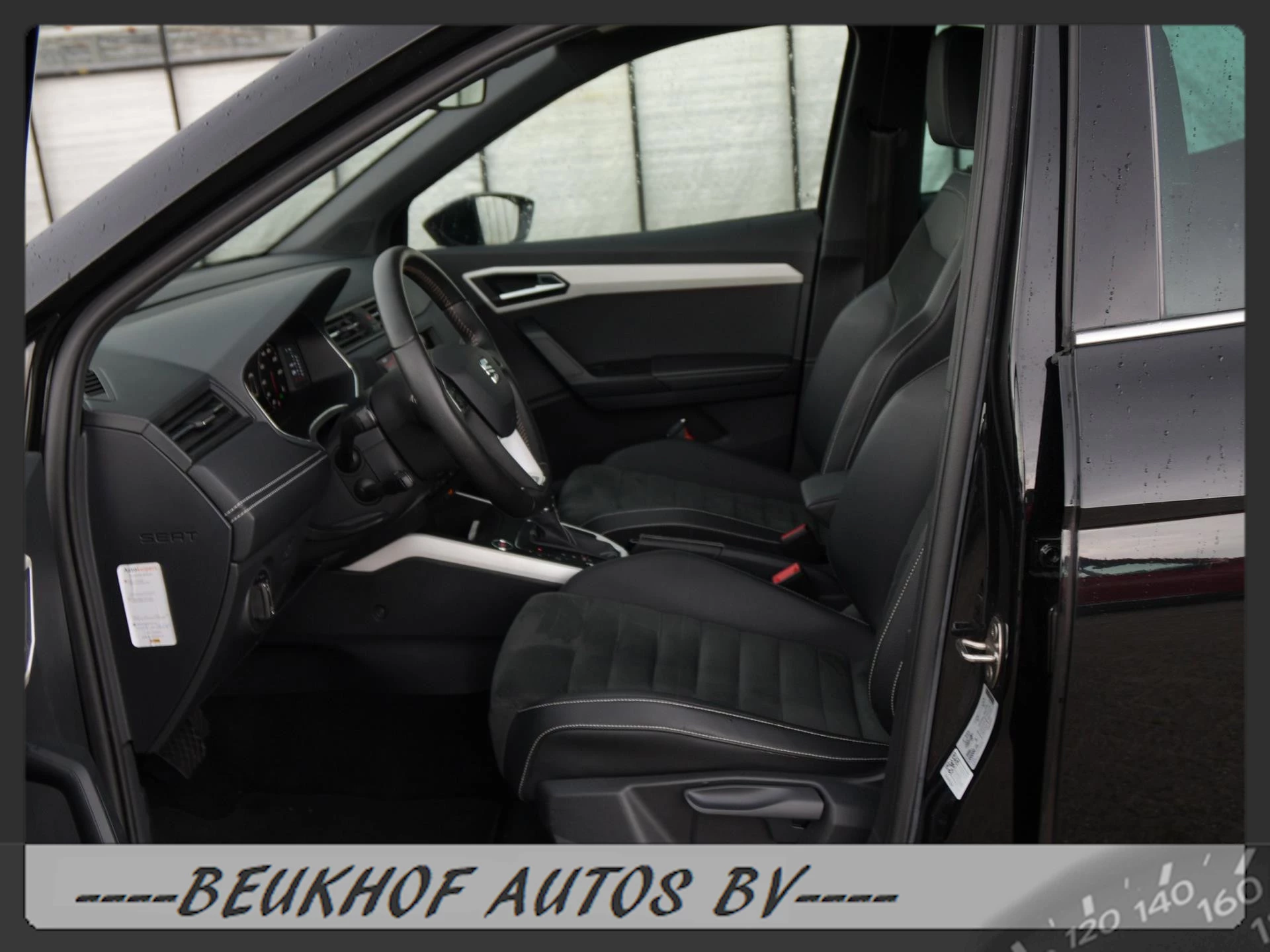 Hoofdafbeelding SEAT Arona
