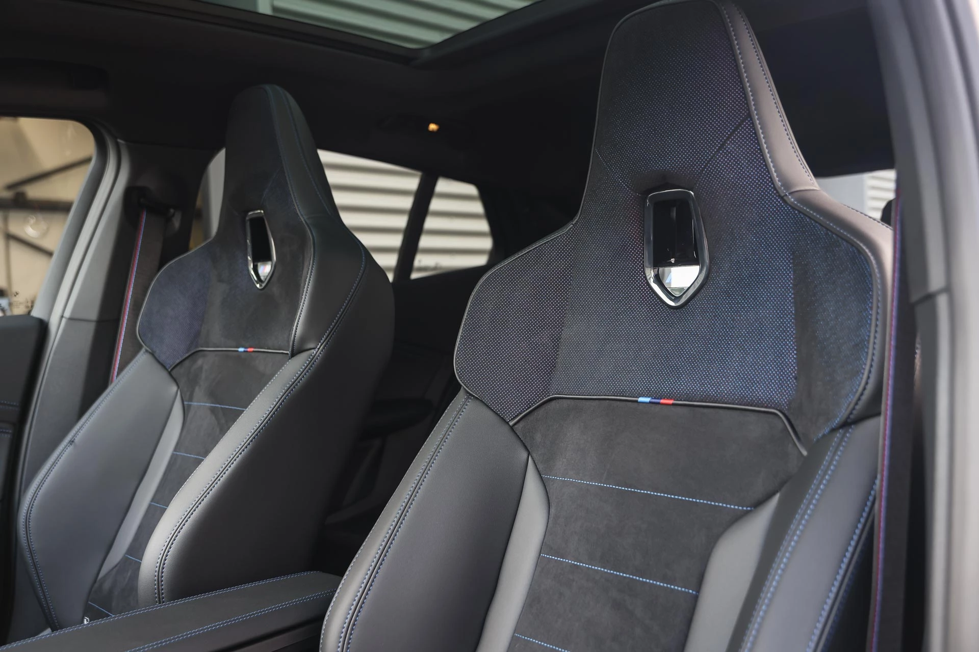 Hoofdafbeelding BMW iX2