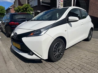 Toyota Aygo 1.0 VVT-I X-PLAY