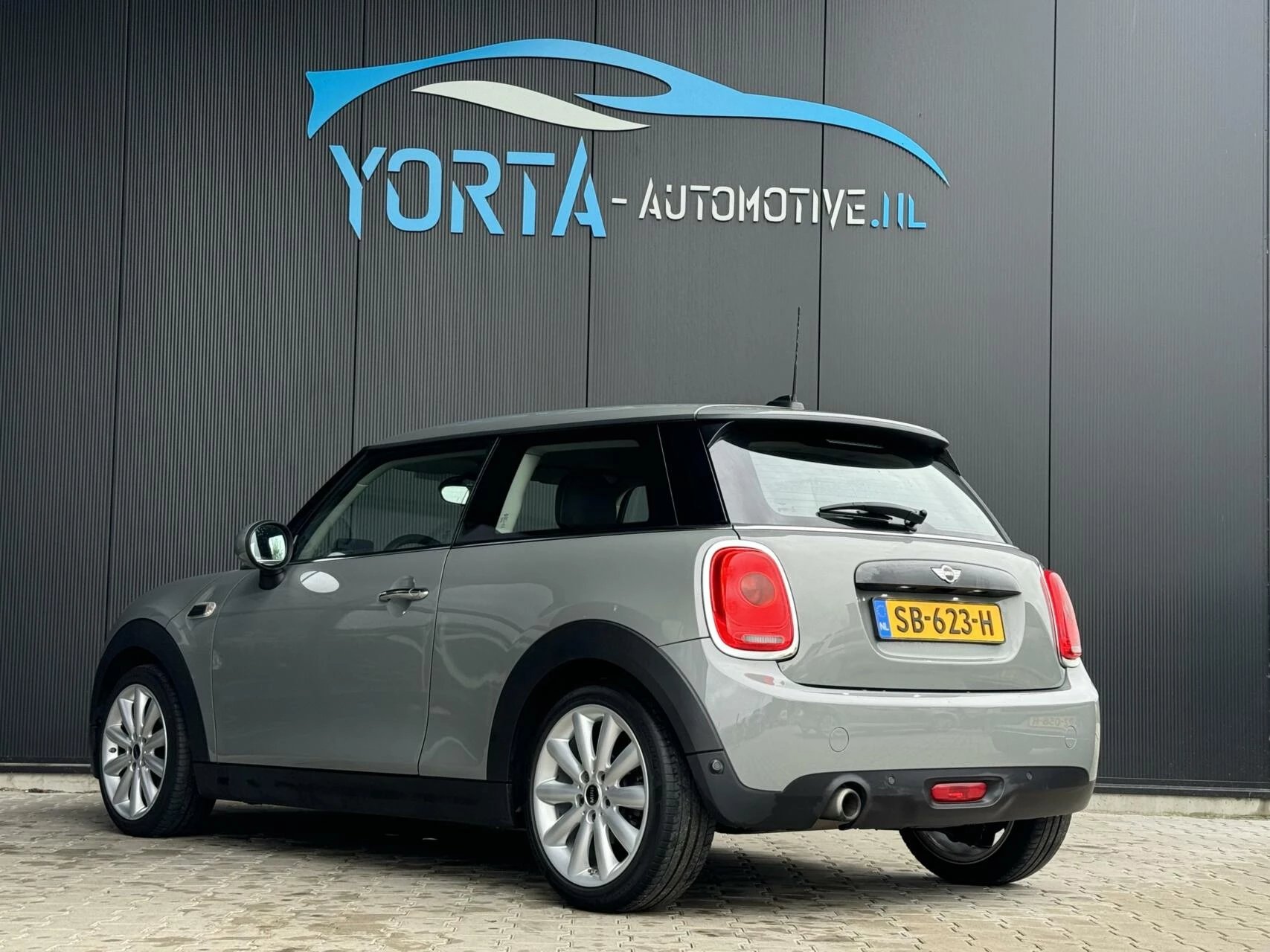 Hoofdafbeelding MINI Cooper