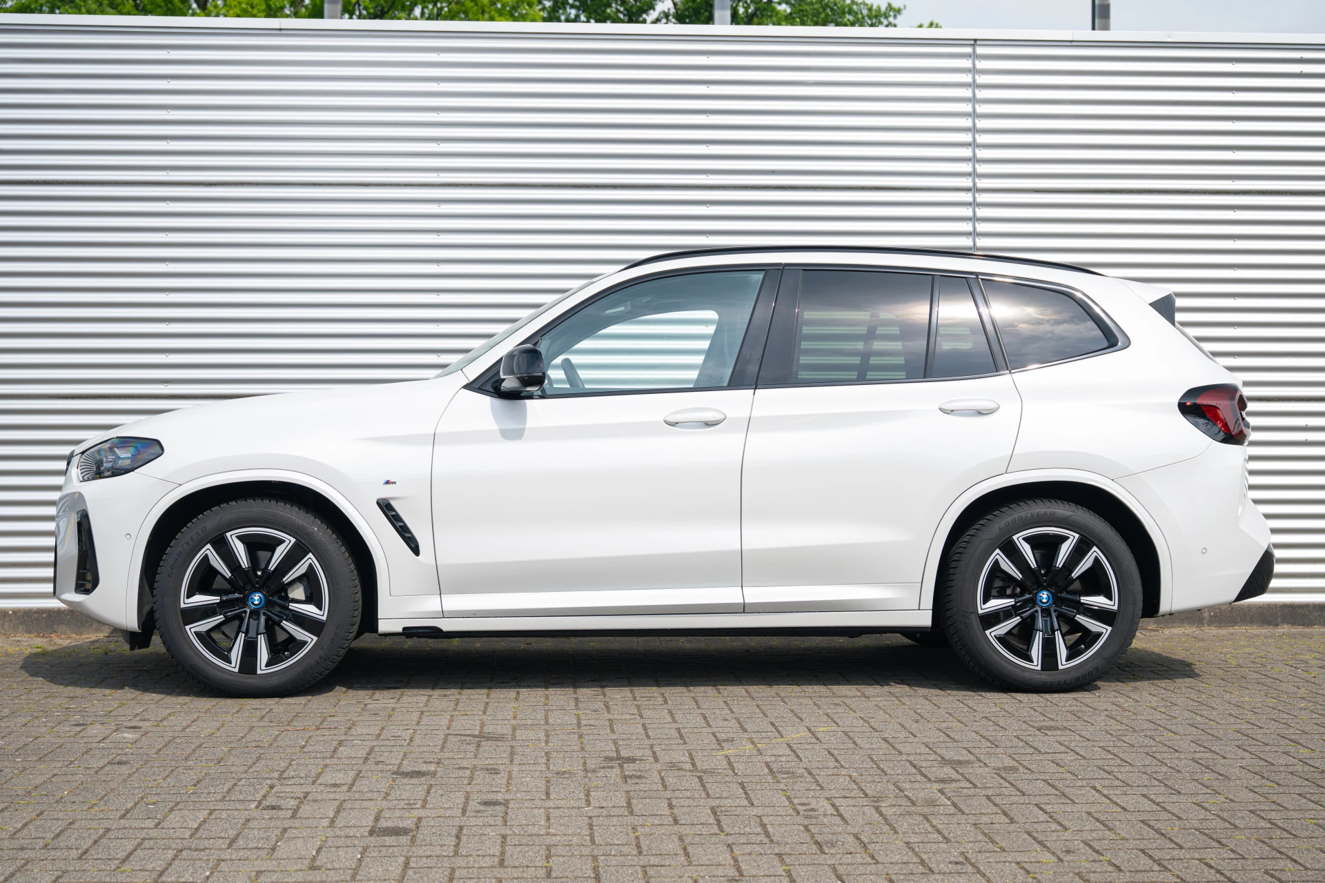 Hoofdafbeelding BMW iX3