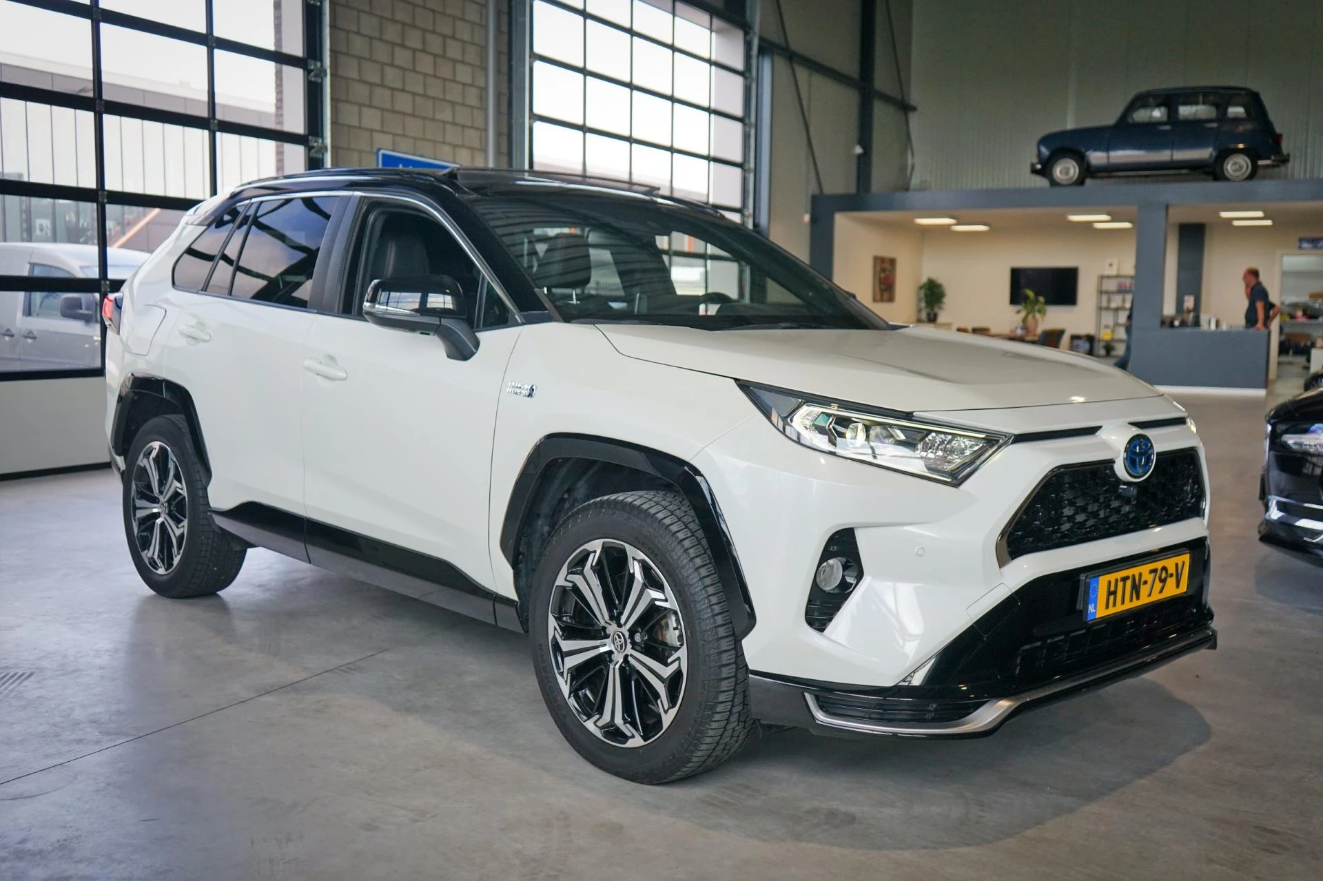 Hoofdafbeelding Toyota RAV4