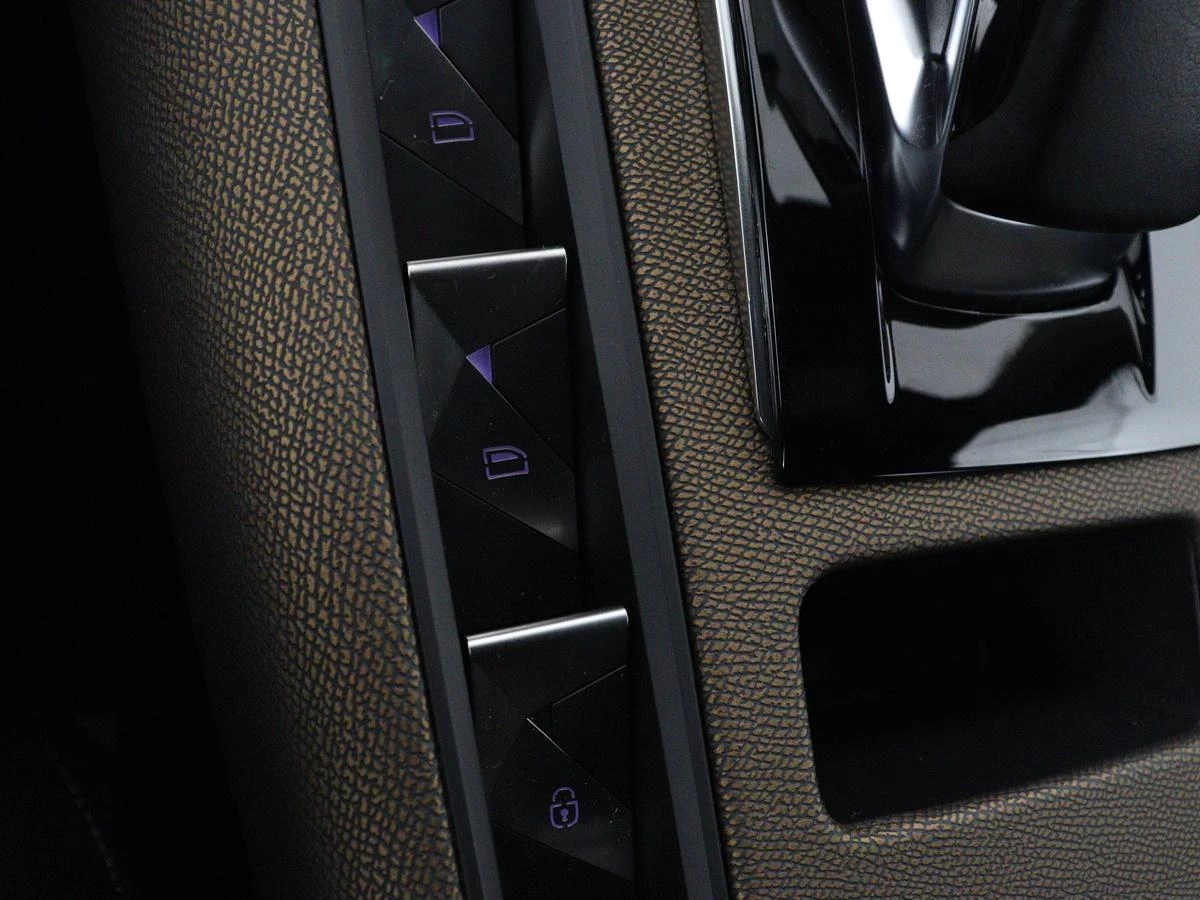 Hoofdafbeelding DS DS 7