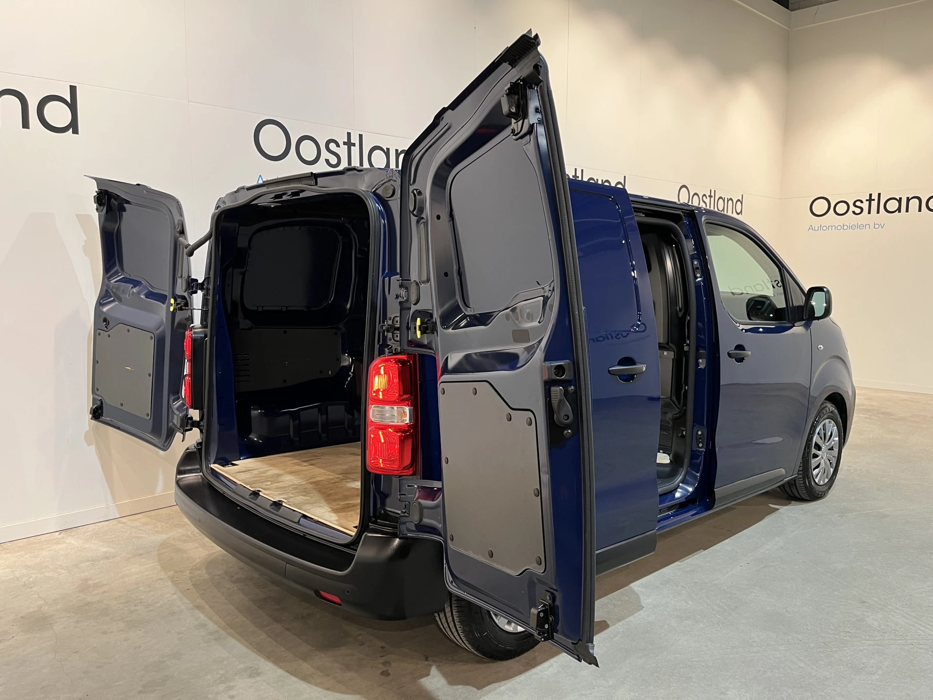 Hoofdafbeelding Opel Vivaro-e