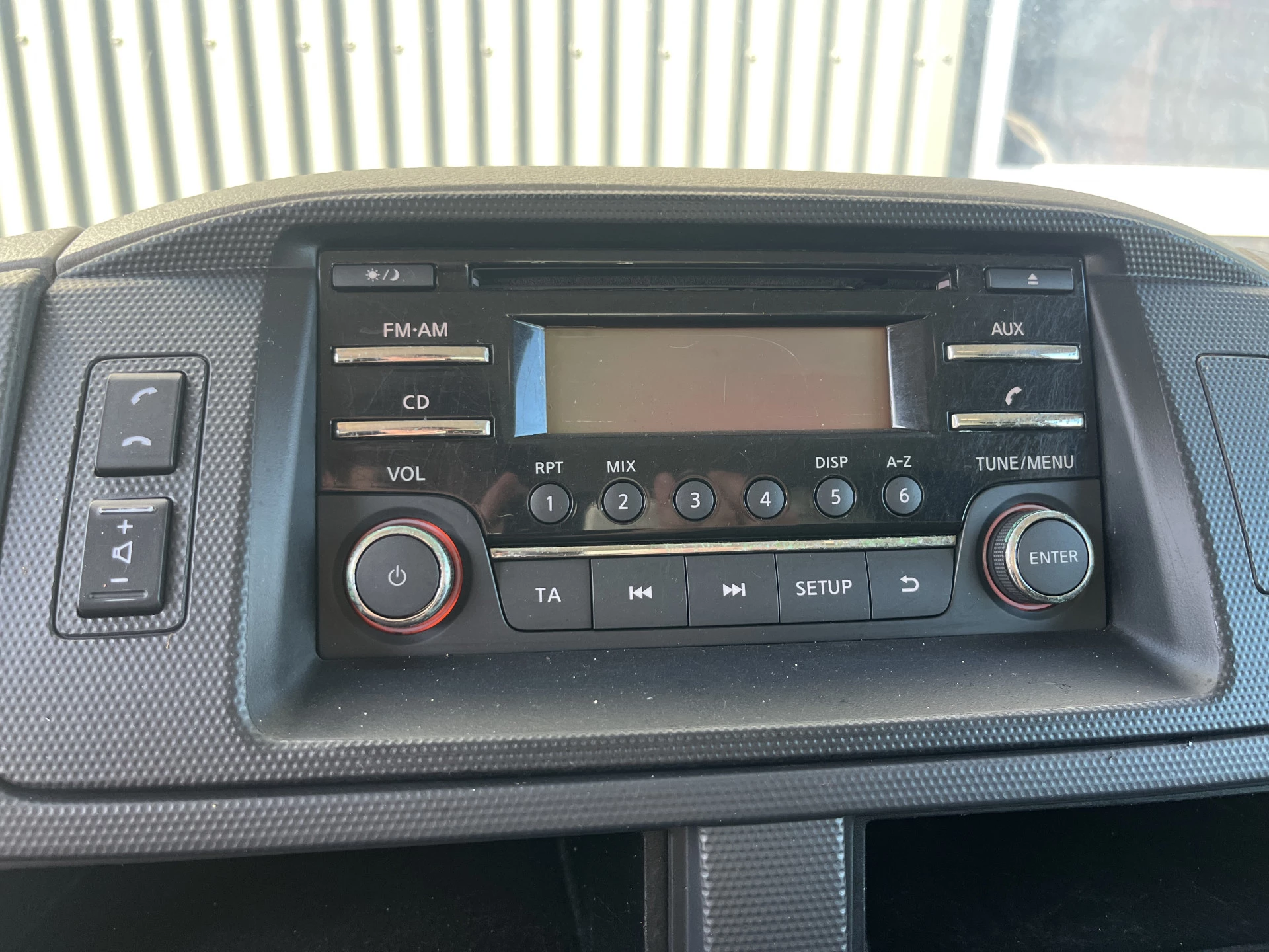 Hoofdafbeelding Nissan NT400