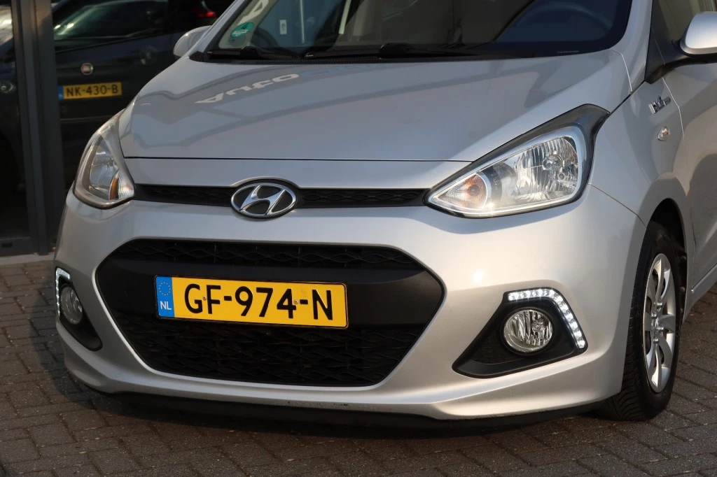 Hoofdafbeelding Hyundai i10