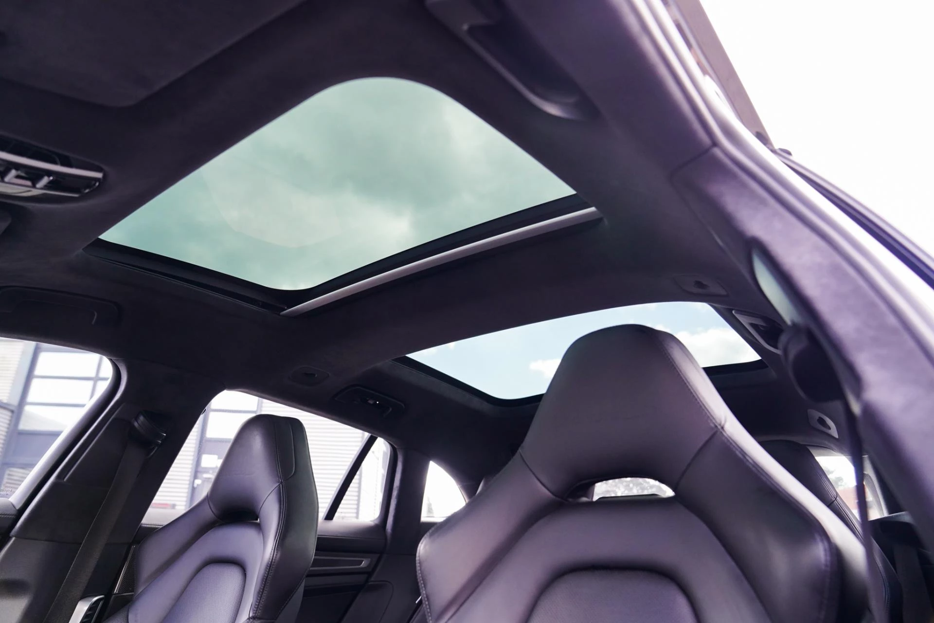 Hoofdafbeelding Porsche Panamera