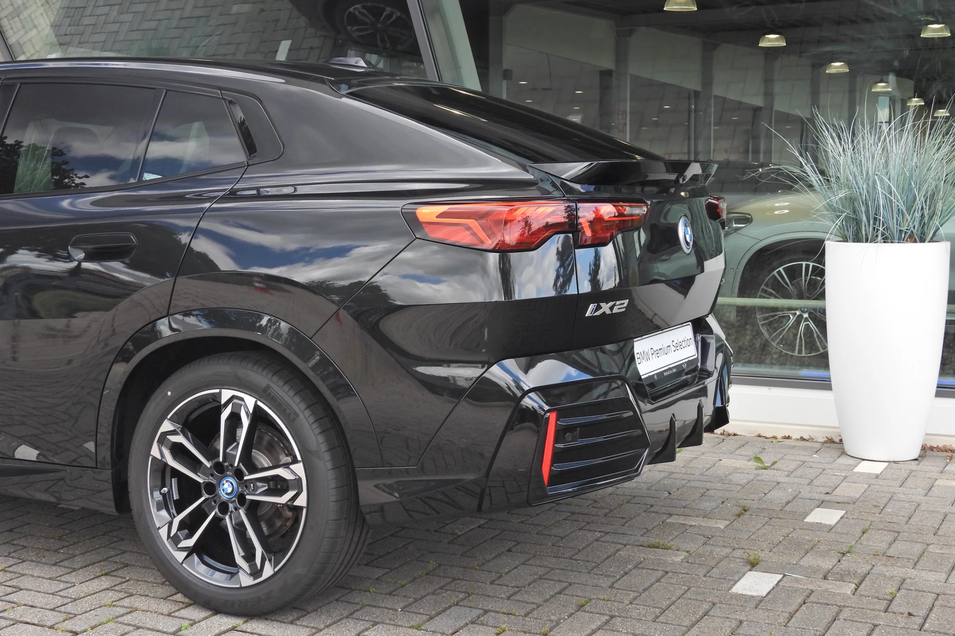Hoofdafbeelding BMW iX2