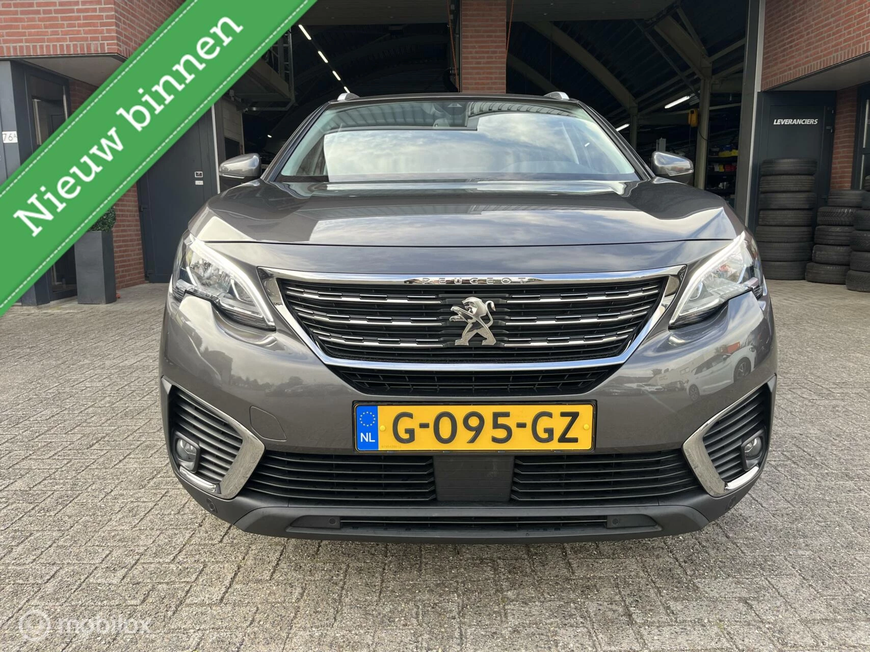 Hoofdafbeelding Peugeot 5008