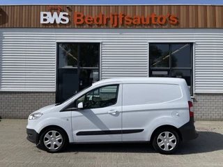 Hoofdafbeelding Ford Transit Courier Ford Transit Courier 1.5 TDCI Trend / vaste prijs rijklaar € 6.450 ex btw / 102.273 km NAP / airco / trekhaak / schuifdeur / navigatie / deukjes rondom