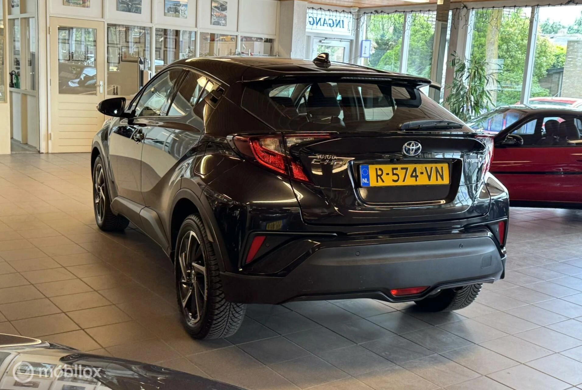 Hoofdafbeelding Toyota C-HR