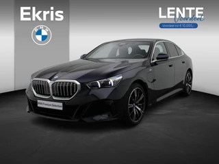 BMW 5 Serie Sedan 550e xDrive M Sportpakket | Adaptief Onderstel Professional | Driving Assistant | Harman Kardon | 20'' | Lentevoordeel