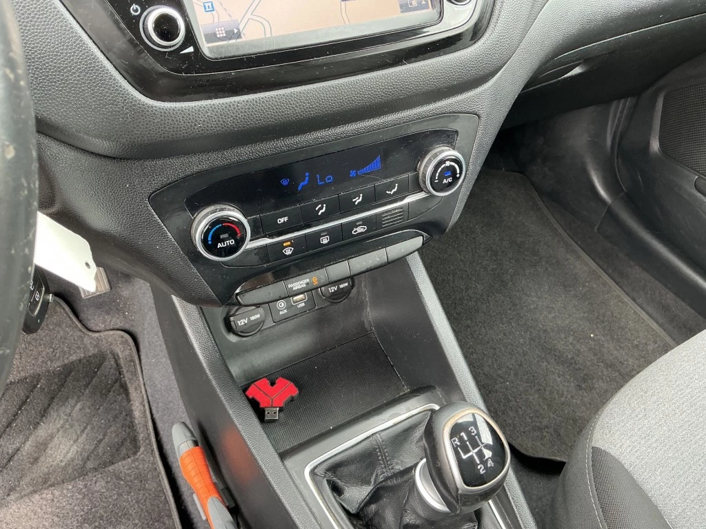 Hoofdafbeelding Hyundai i20