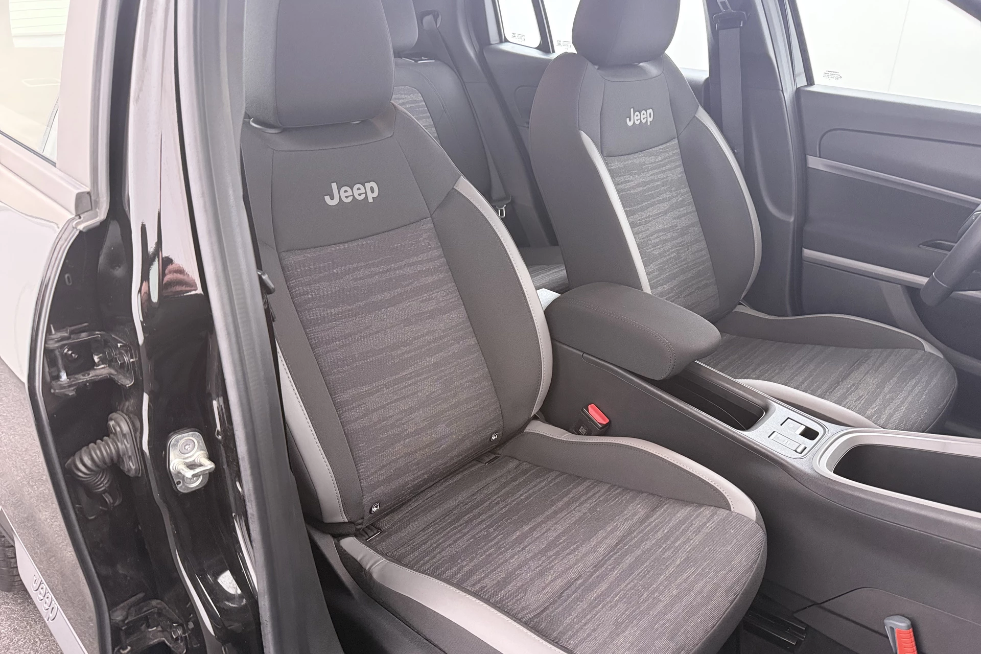 Hoofdafbeelding Jeep Avenger