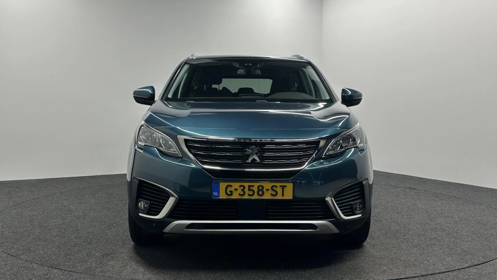Hoofdafbeelding Peugeot 5008