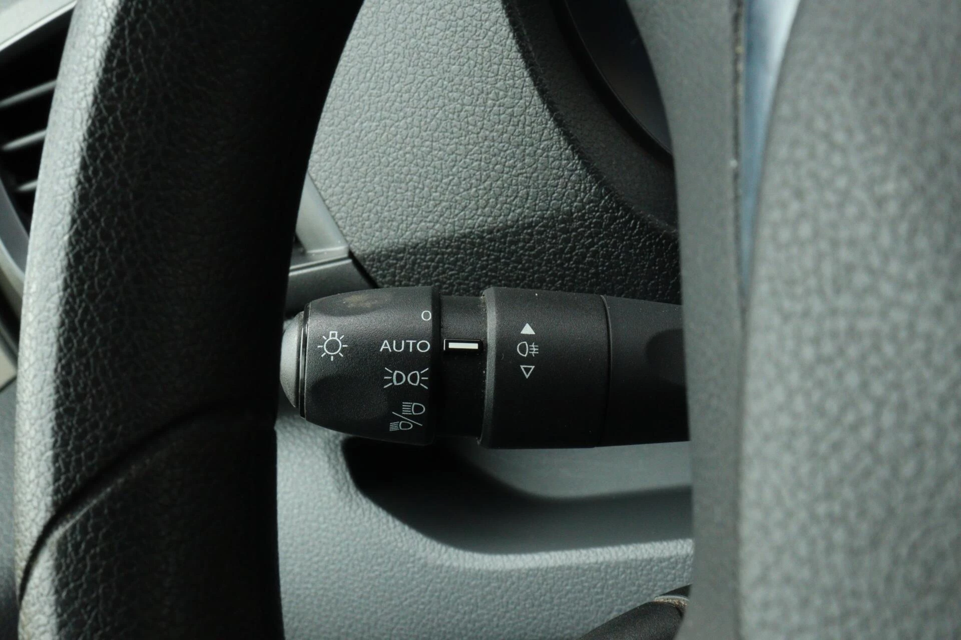 Hoofdafbeelding Peugeot e-Expert