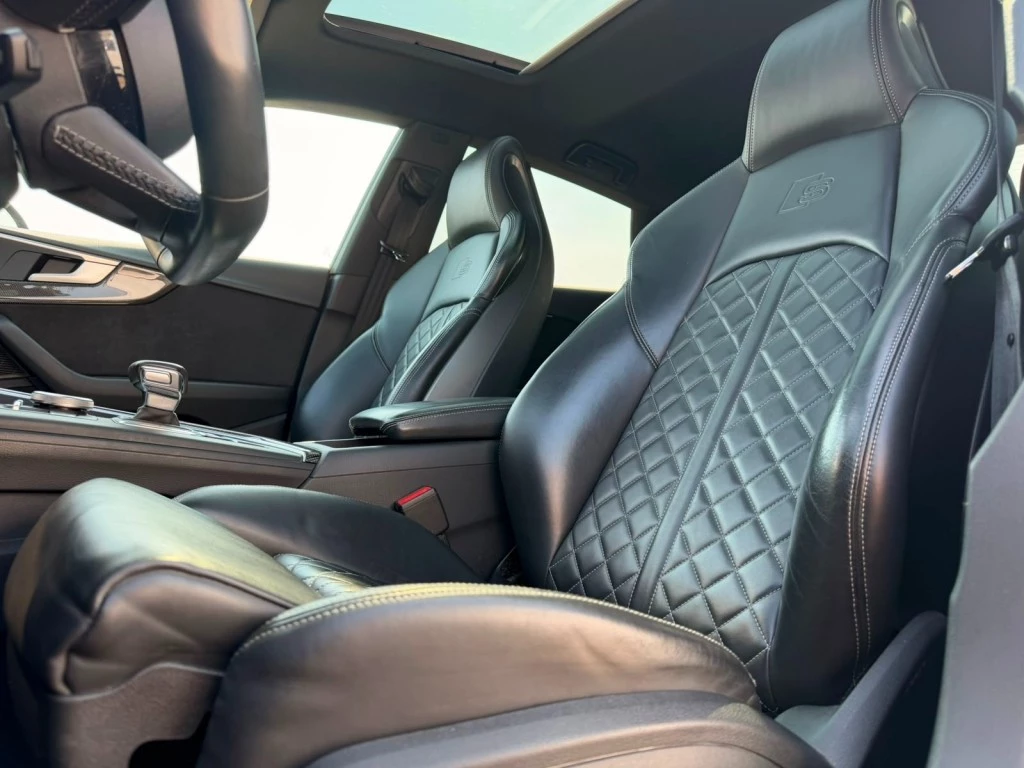 Hoofdafbeelding Audi S5