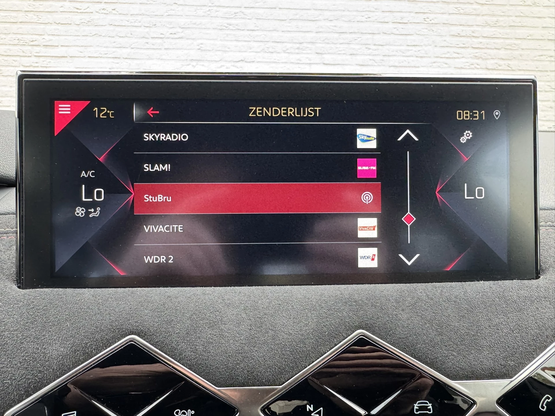 Hoofdafbeelding DS DS 3