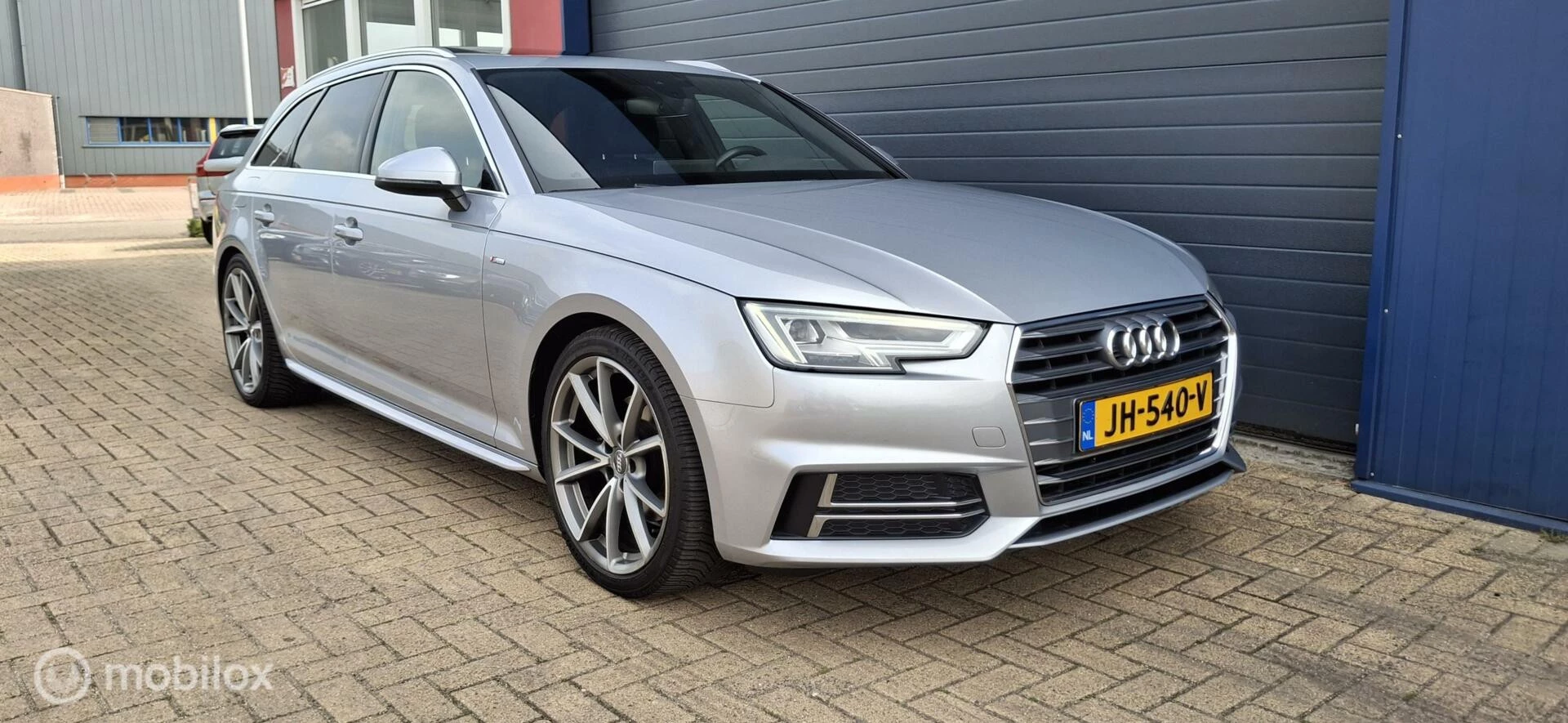 Hoofdafbeelding Audi A4