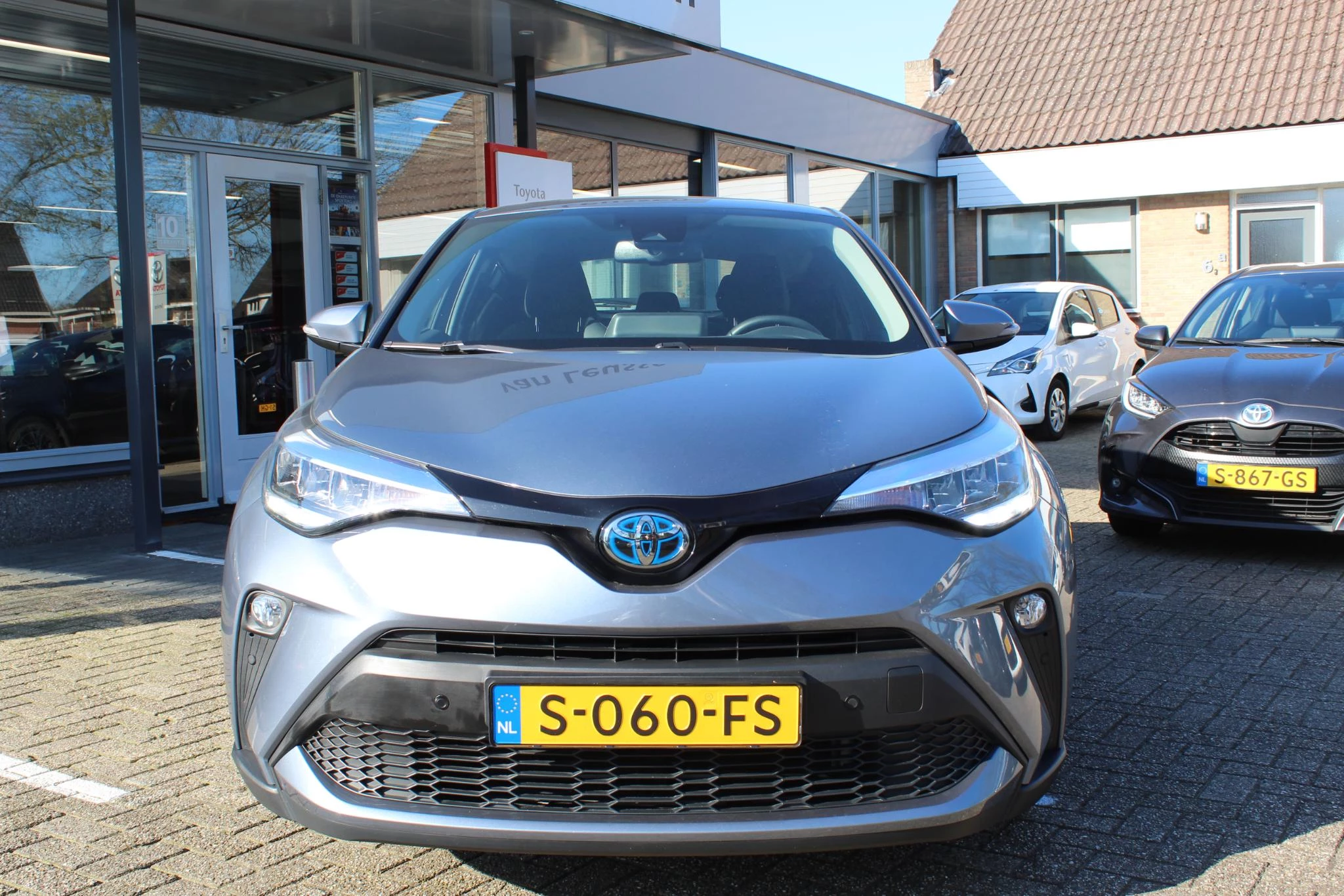 Hoofdafbeelding Toyota C-HR