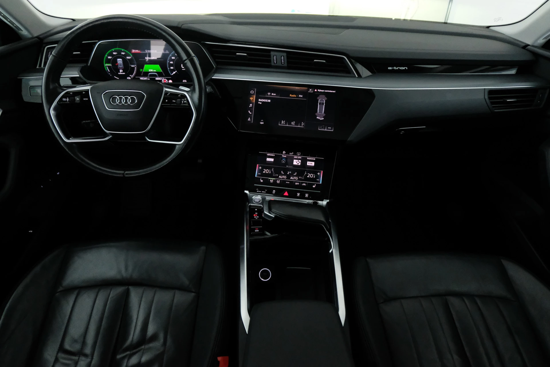 Hoofdafbeelding Audi e-tron