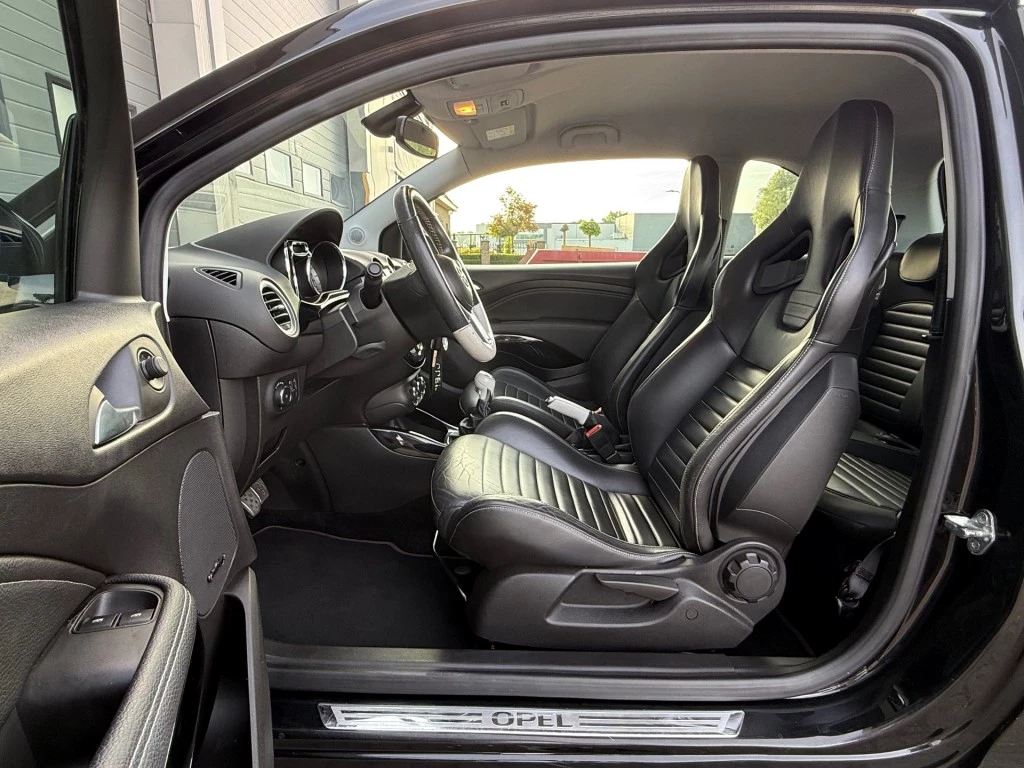 Hoofdafbeelding Opel ADAM
