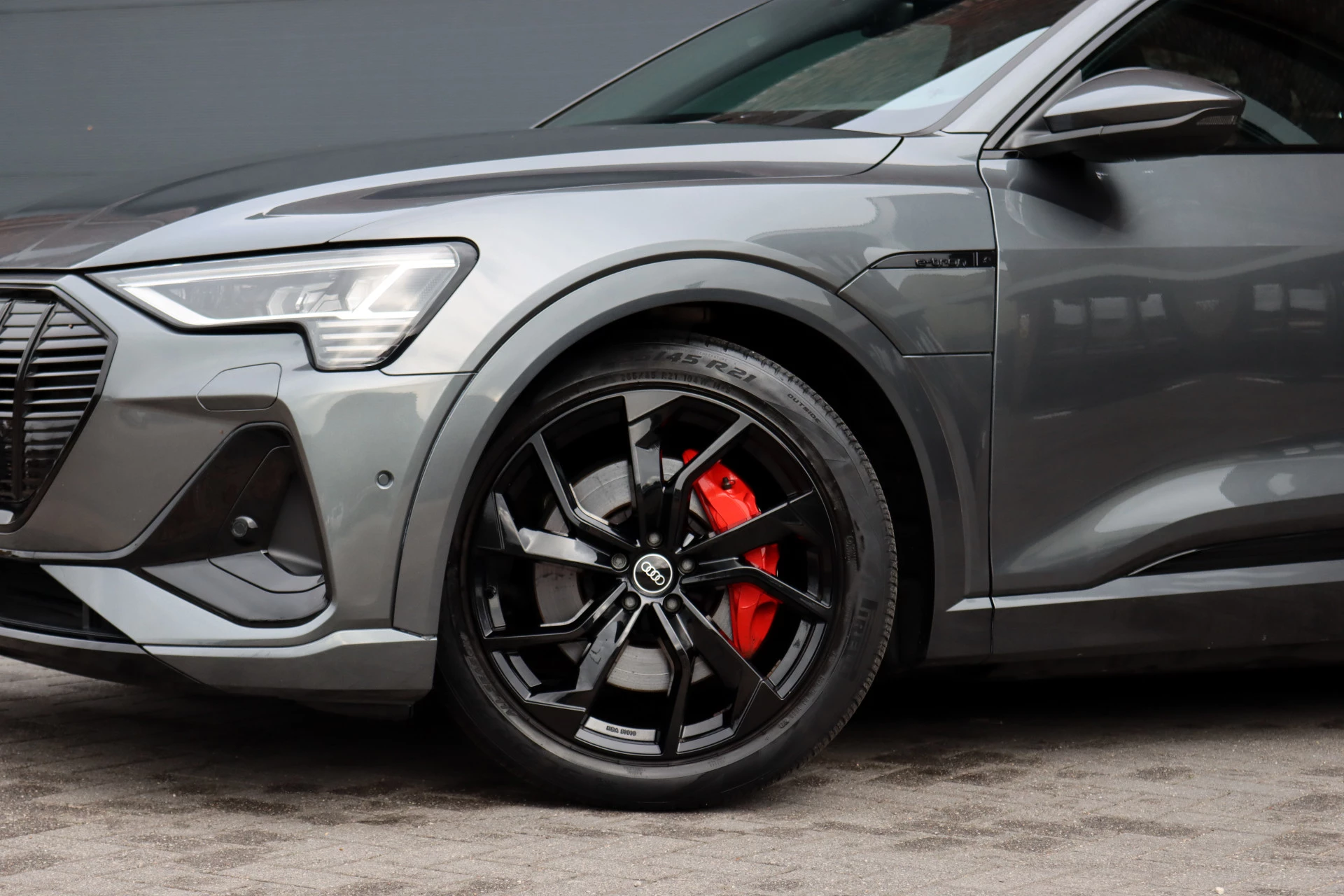 Hoofdafbeelding Audi e-tron