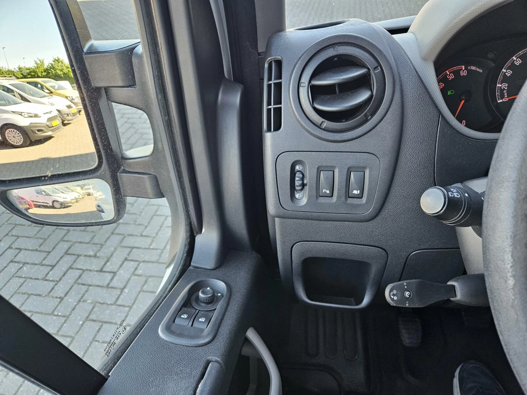 Hoofdafbeelding Opel Movano