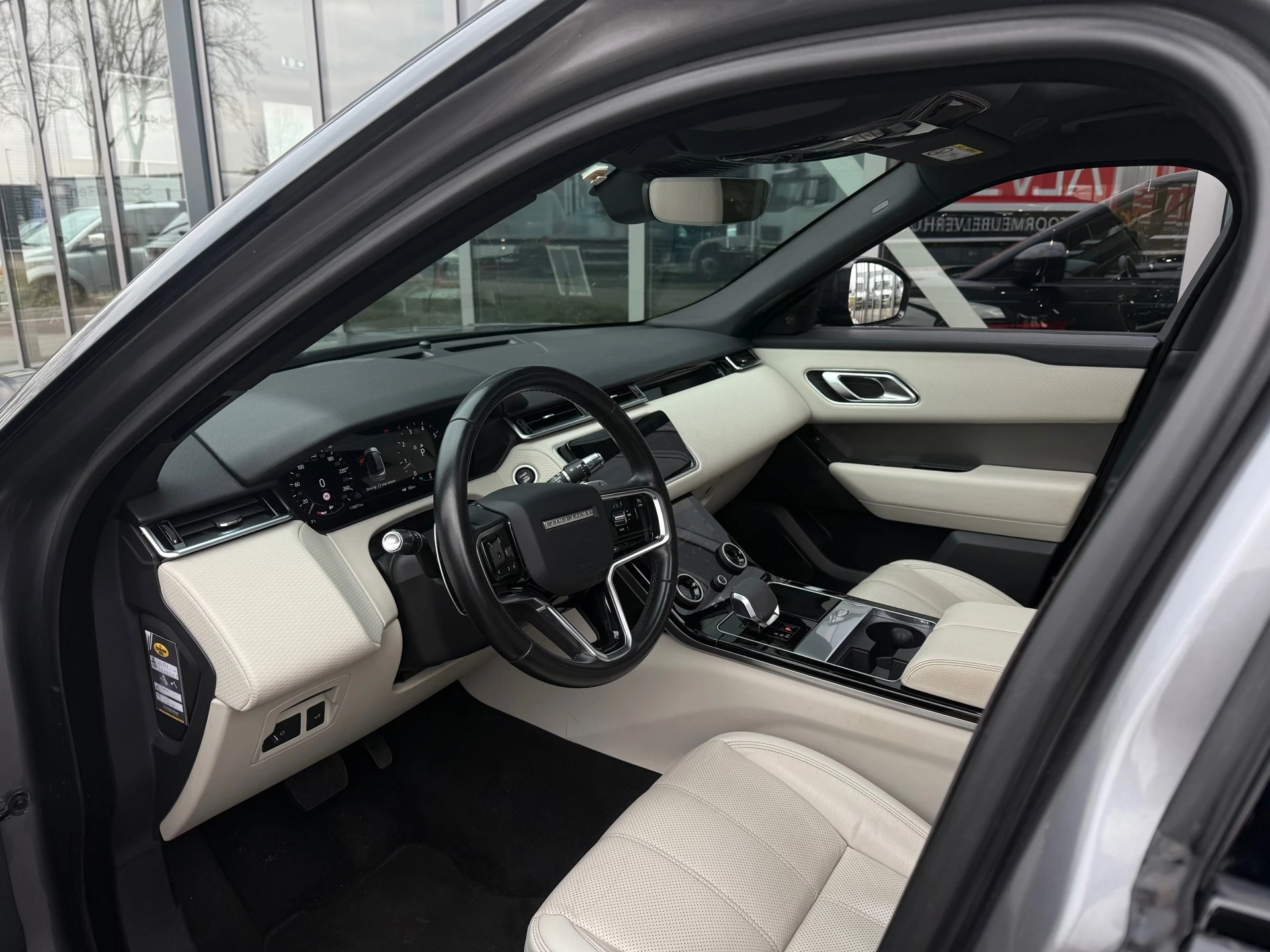 Hoofdafbeelding Land Rover Range Rover Velar