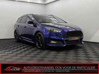 Ford Focus Wagon 2.0 ST Half leder, Navi, Parkeersensoren, Cruise control, Winterpakket, A, Cruise control, 251PK