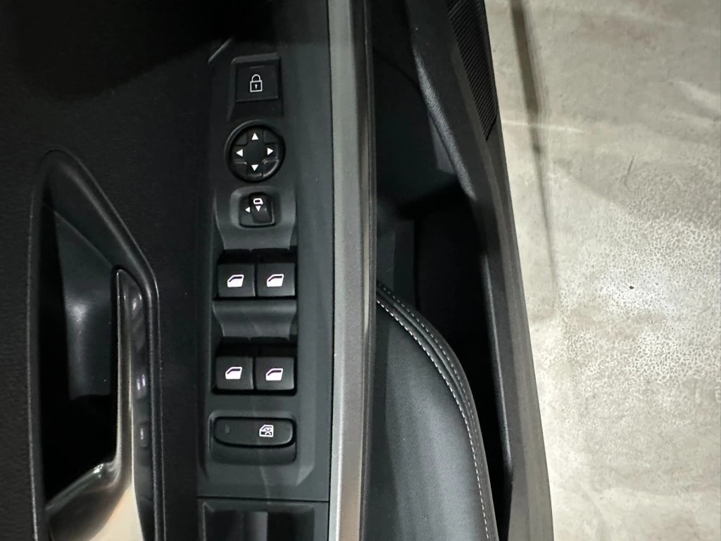 Hoofdafbeelding Peugeot e-3008