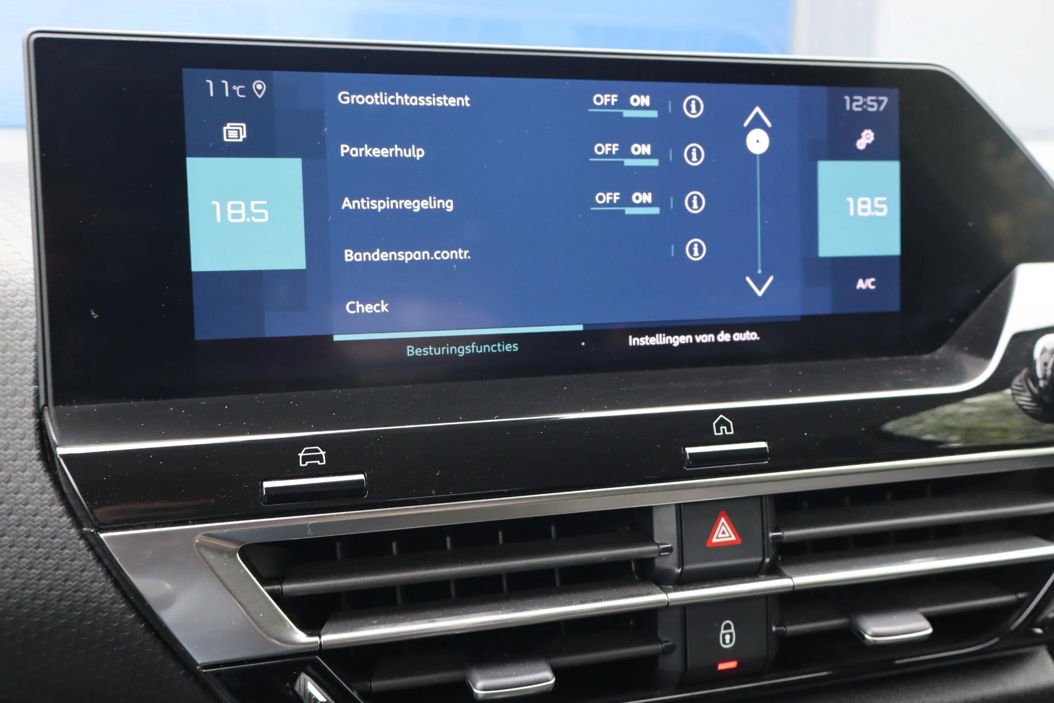 Hoofdafbeelding Citroën ë-C4