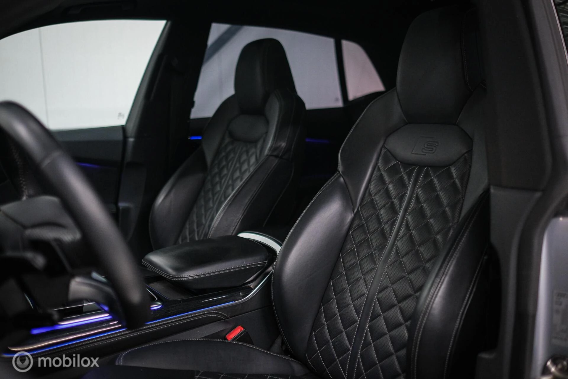 Hoofdafbeelding Audi Q8