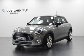 MINI Cooper Hatchback Automaat / LED / Comfort Access / Airconditioning / Cruise Control