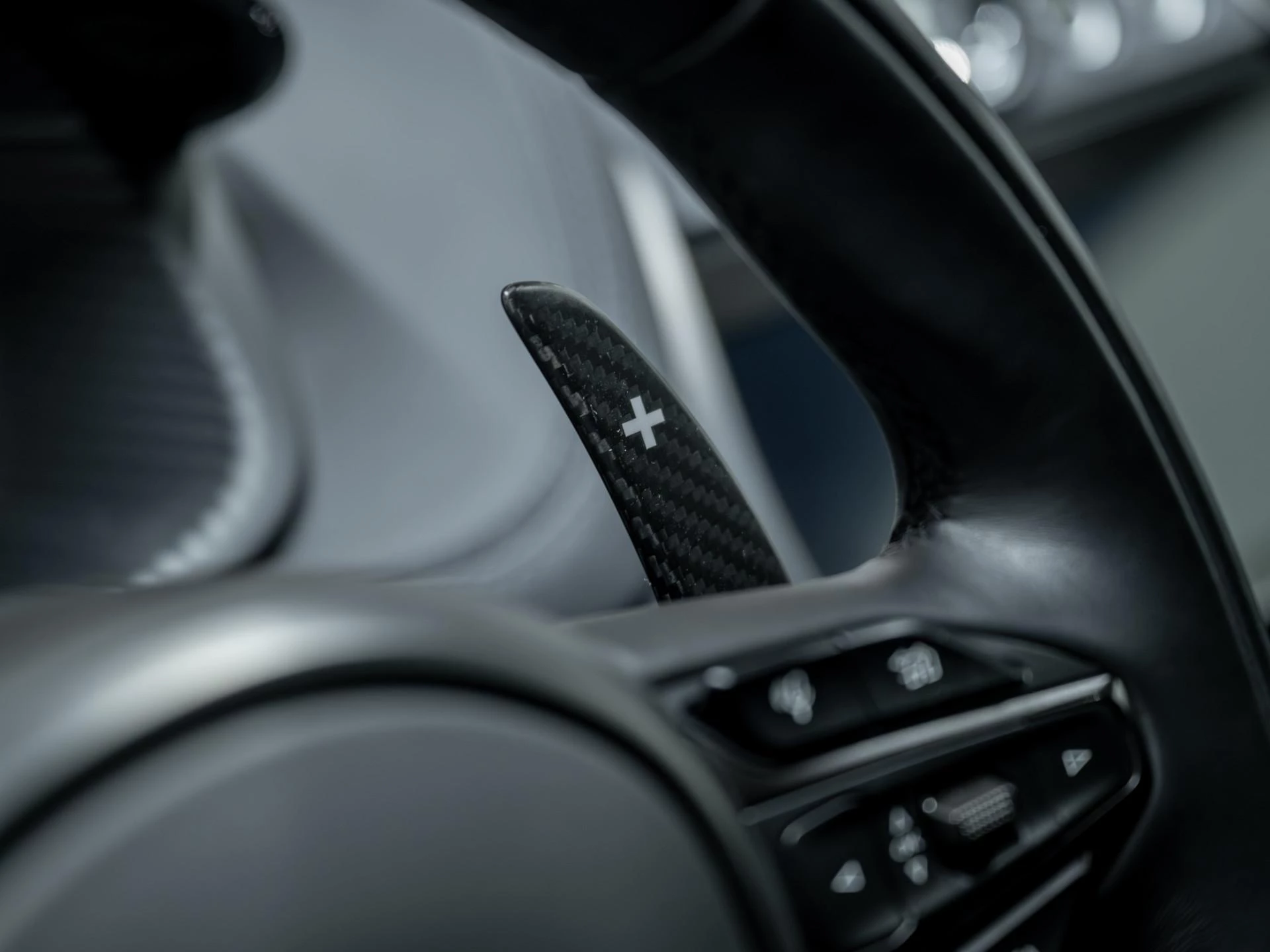 Hoofdafbeelding Aston Martin DBX