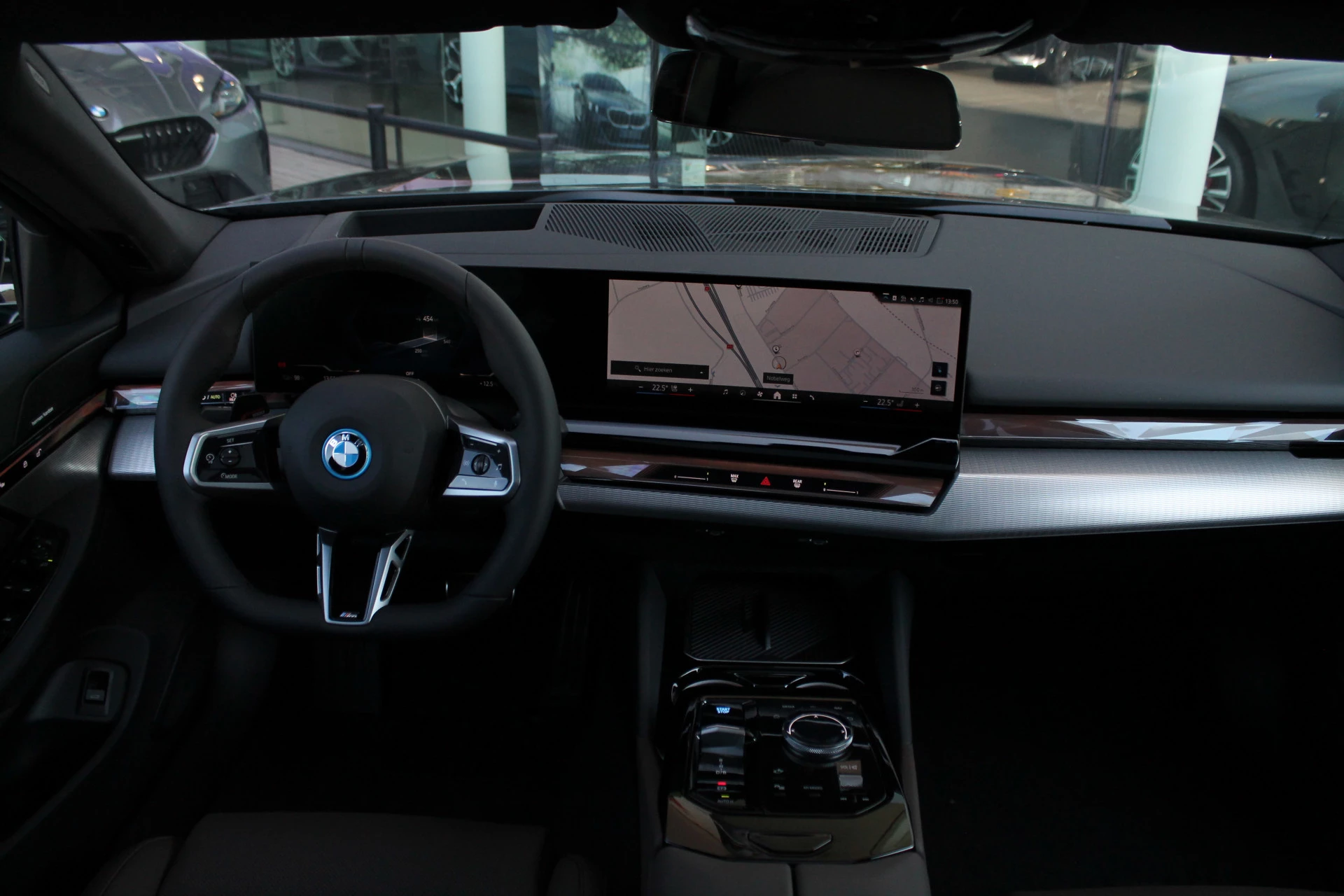 Hoofdafbeelding BMW i5
