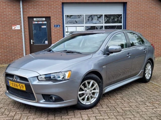 Hoofdafbeelding Mitsubishi Lancer Mitsubishi Lancer Sportback 1.6 Limited Edition NL-auto Climate Cruise Stoelverw Dealer OH