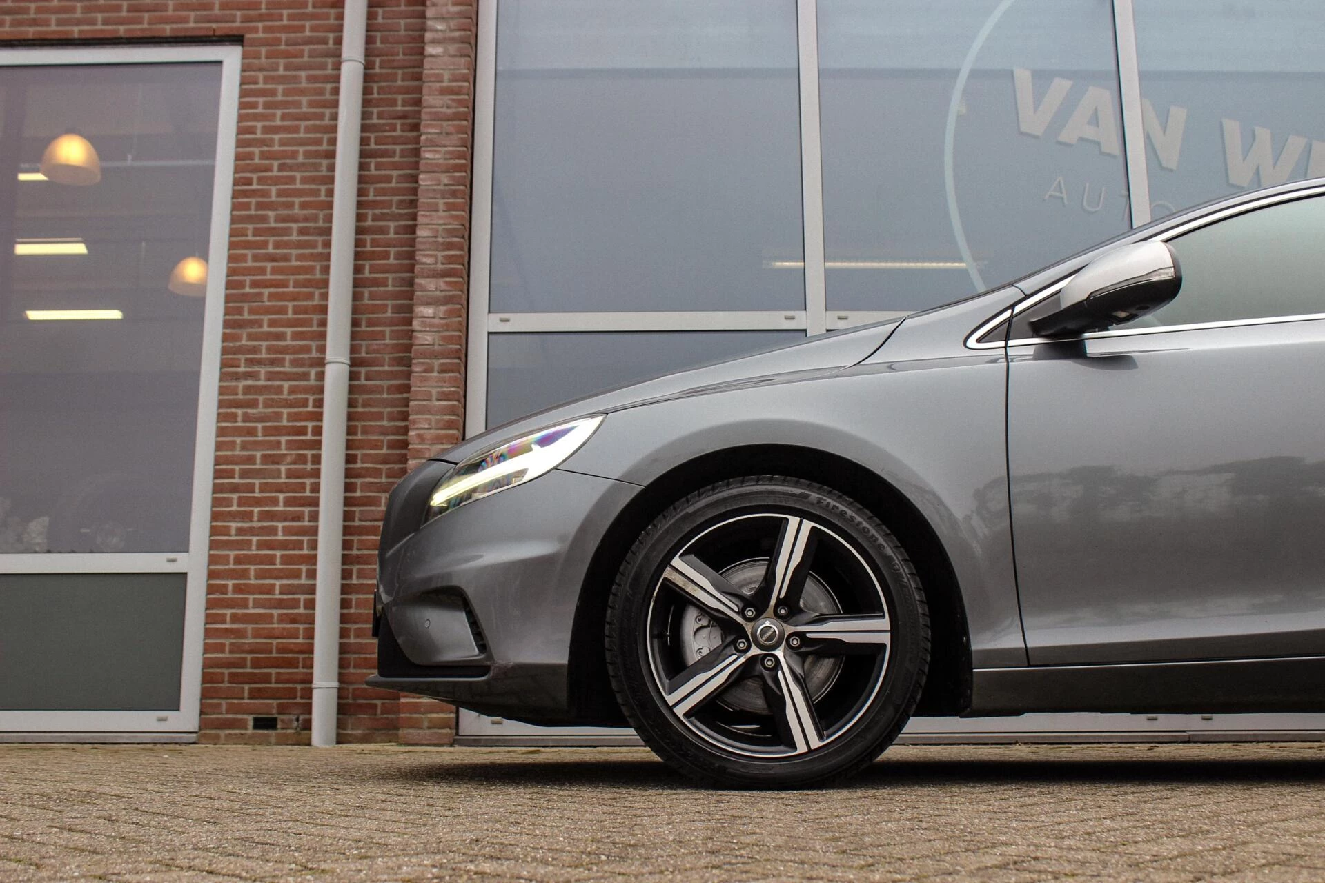 Hoofdafbeelding Volvo V40