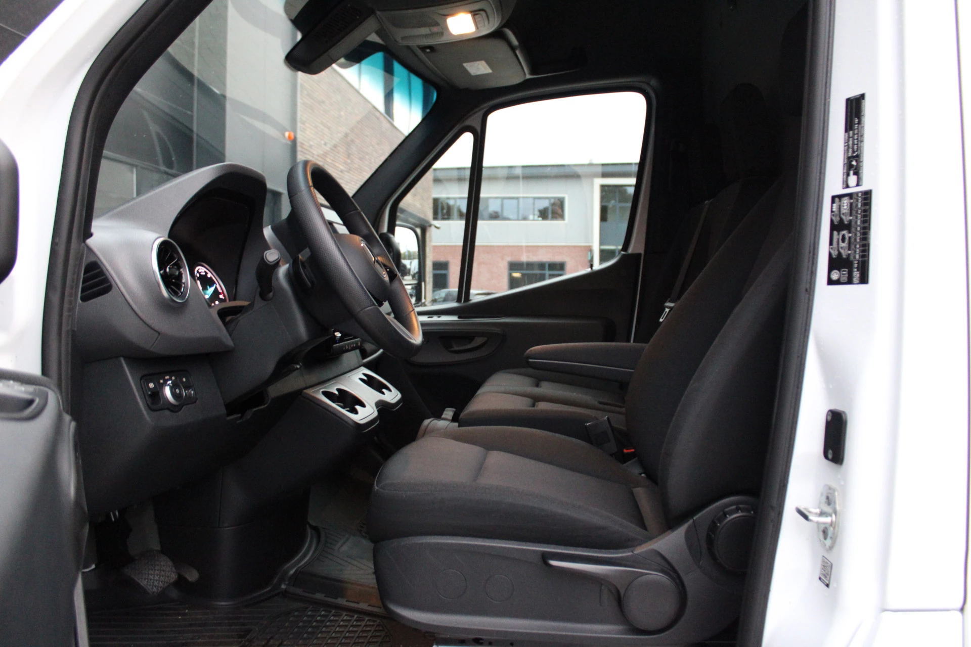 Hoofdafbeelding Mercedes-Benz eSprinter