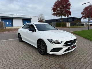 Hoofdafbeelding Mercedes-Benz CLA Mercedes-Benz CLA e AMG HUD Distronic Night Pakket